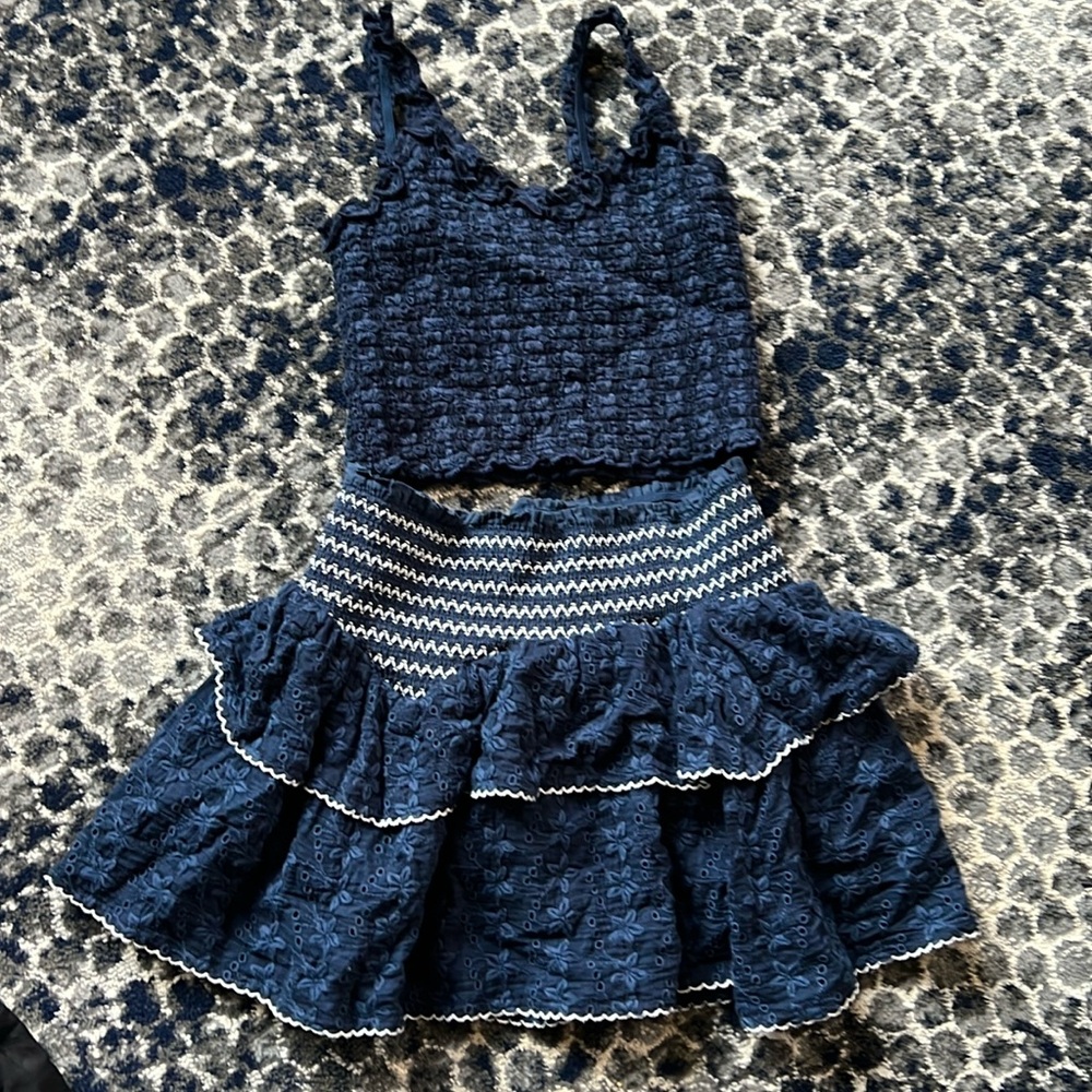 Katie J NYC 2 piece outfit size small